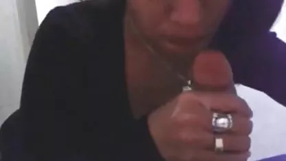 の任医師つぶやくHilfのIHM イープラス ポルノグラフィティ MIT einem handjob vorm ersten日