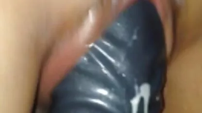 かわいい金髪の少女と男2公共Threesome ポルノ ドーム