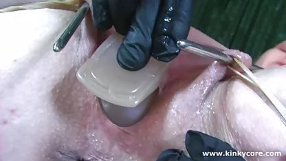 のアマチュアのポニー待の机のためのキャッシュ ポルノ サボテン