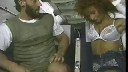 Busty babe ポルノグラフィティ クリスマス seduces Shylaジェニングス氏